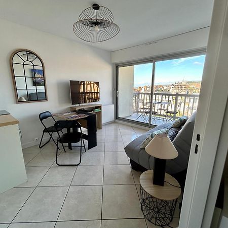 Appartement Vue Mer - 30 M De La Plage - 5 Minutes A Pied Du Centre Ville Et Du Casino วิลเลร์-ซูร์-แมร์ ภายนอก รูปภาพ